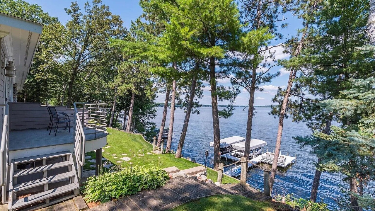 Photo of Patio Balcony in Lake Shore