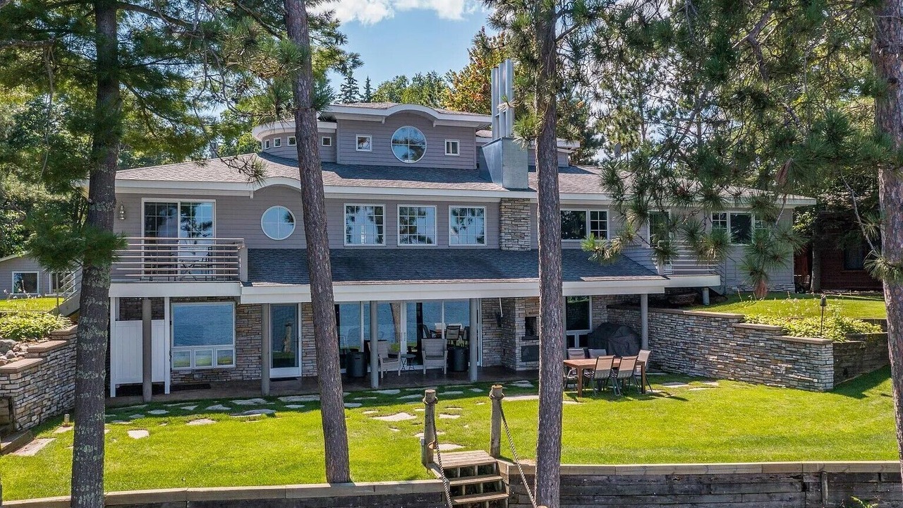 Photo of Outdoor in Lake Shore