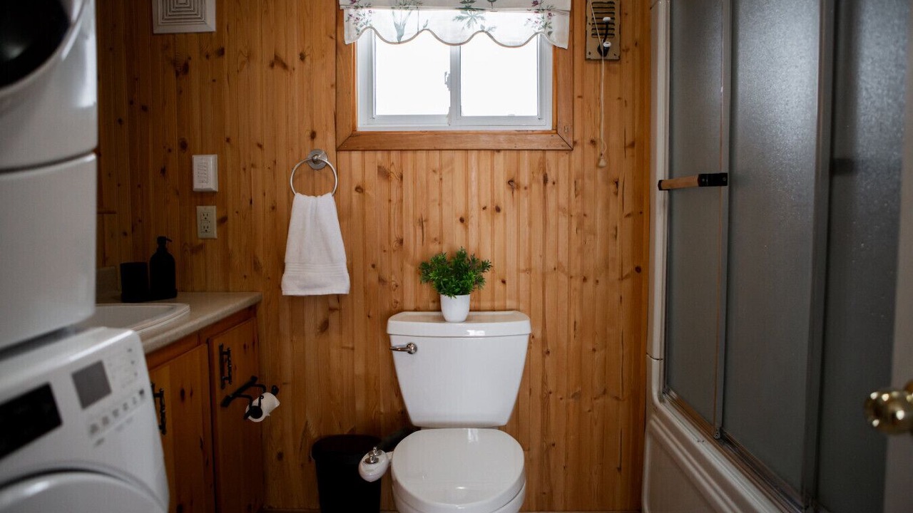 Photo of Bathroom in Magnetawan