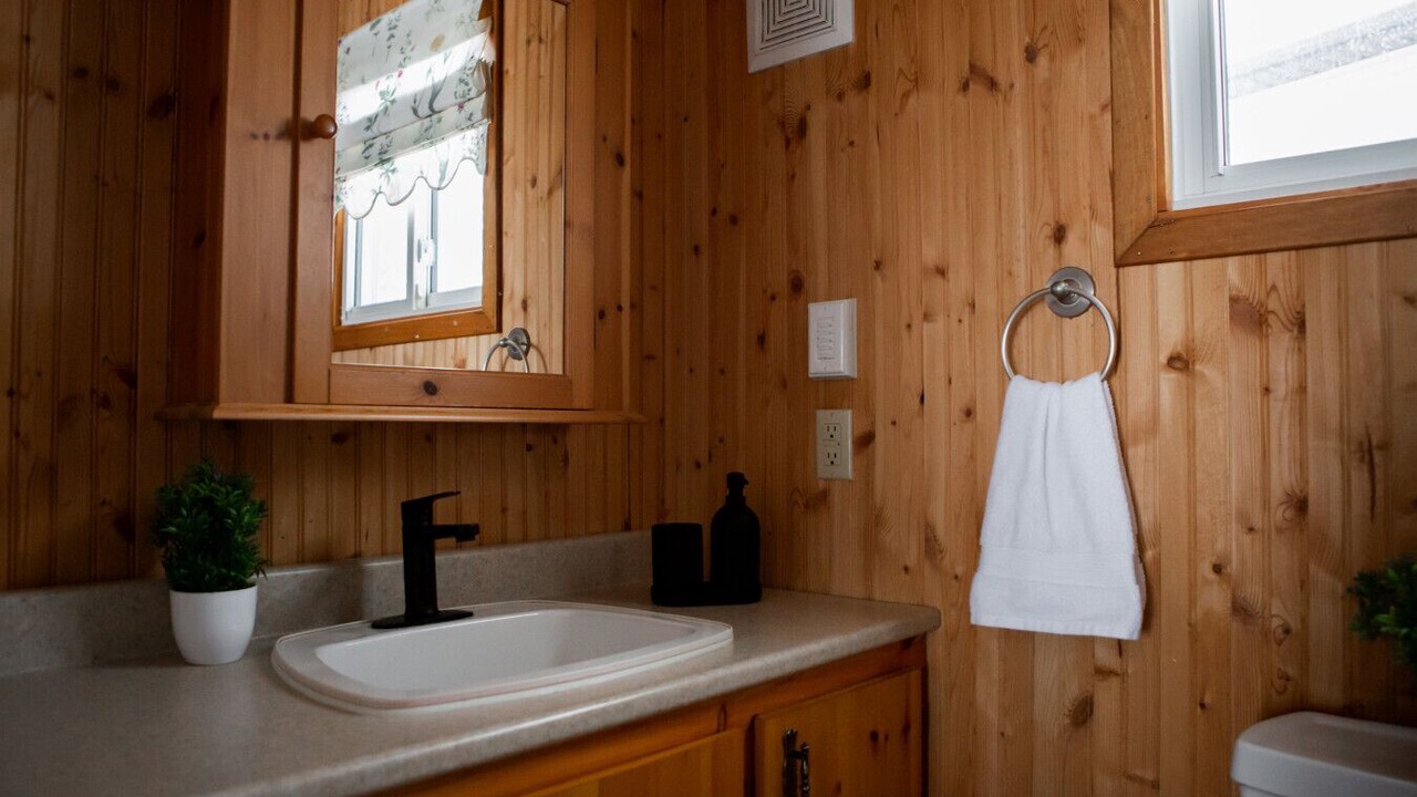 Photo of Bathroom in Magnetawan