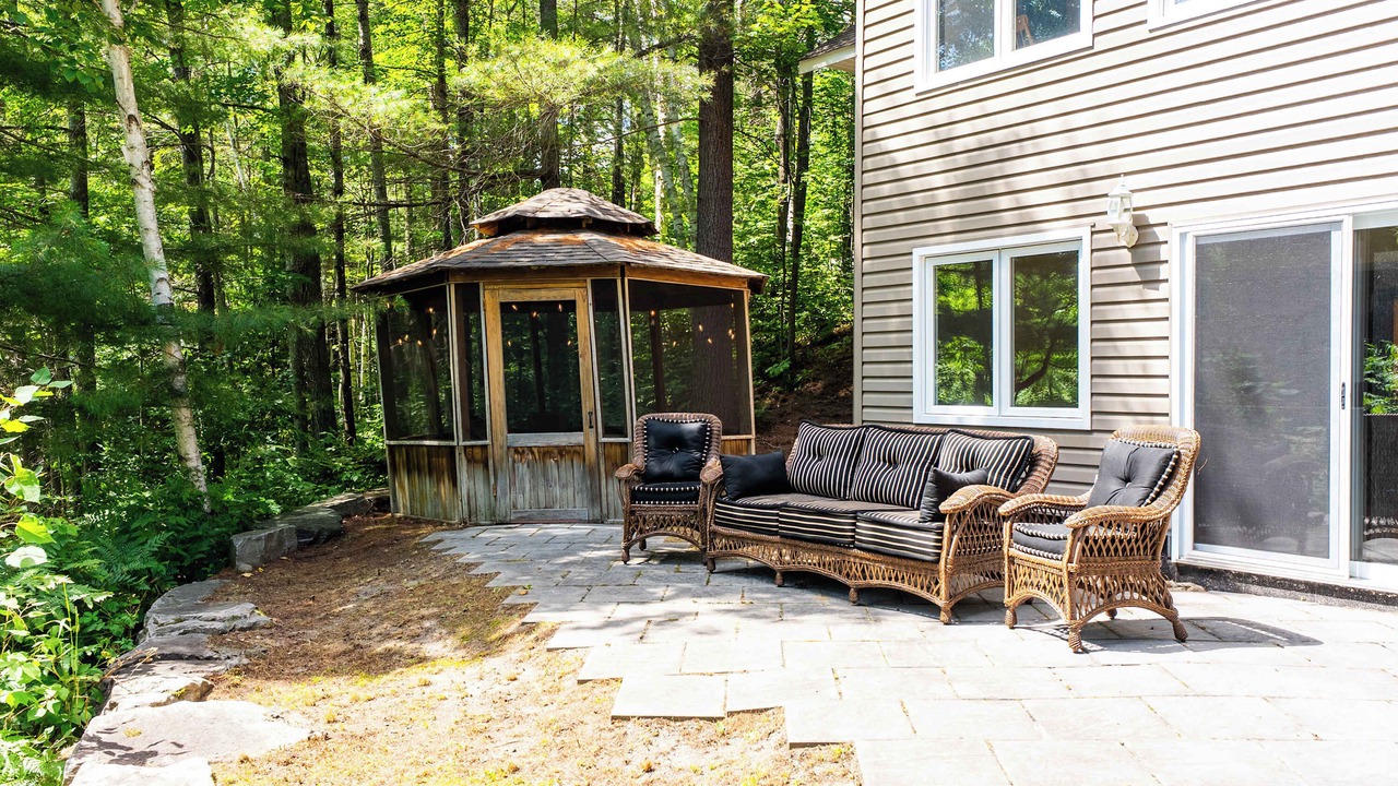 Photo of Patio Balcony in Baysville