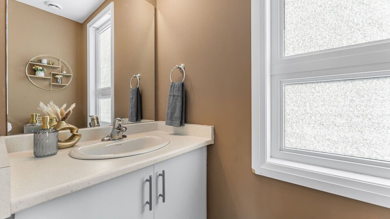 Photo of Bathroom in Niagara Falls