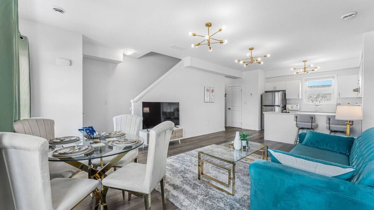Photo of Livingroom in Niagara Falls