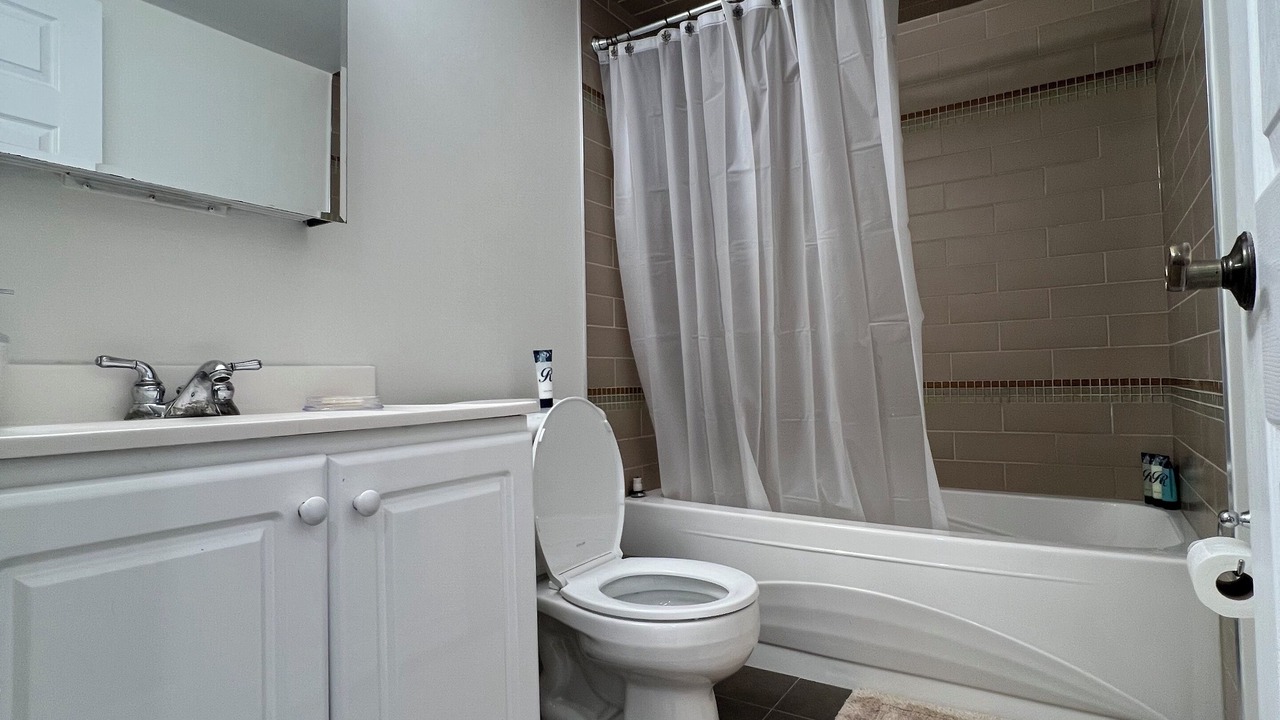 Photo of Bathroom in The Kingsway