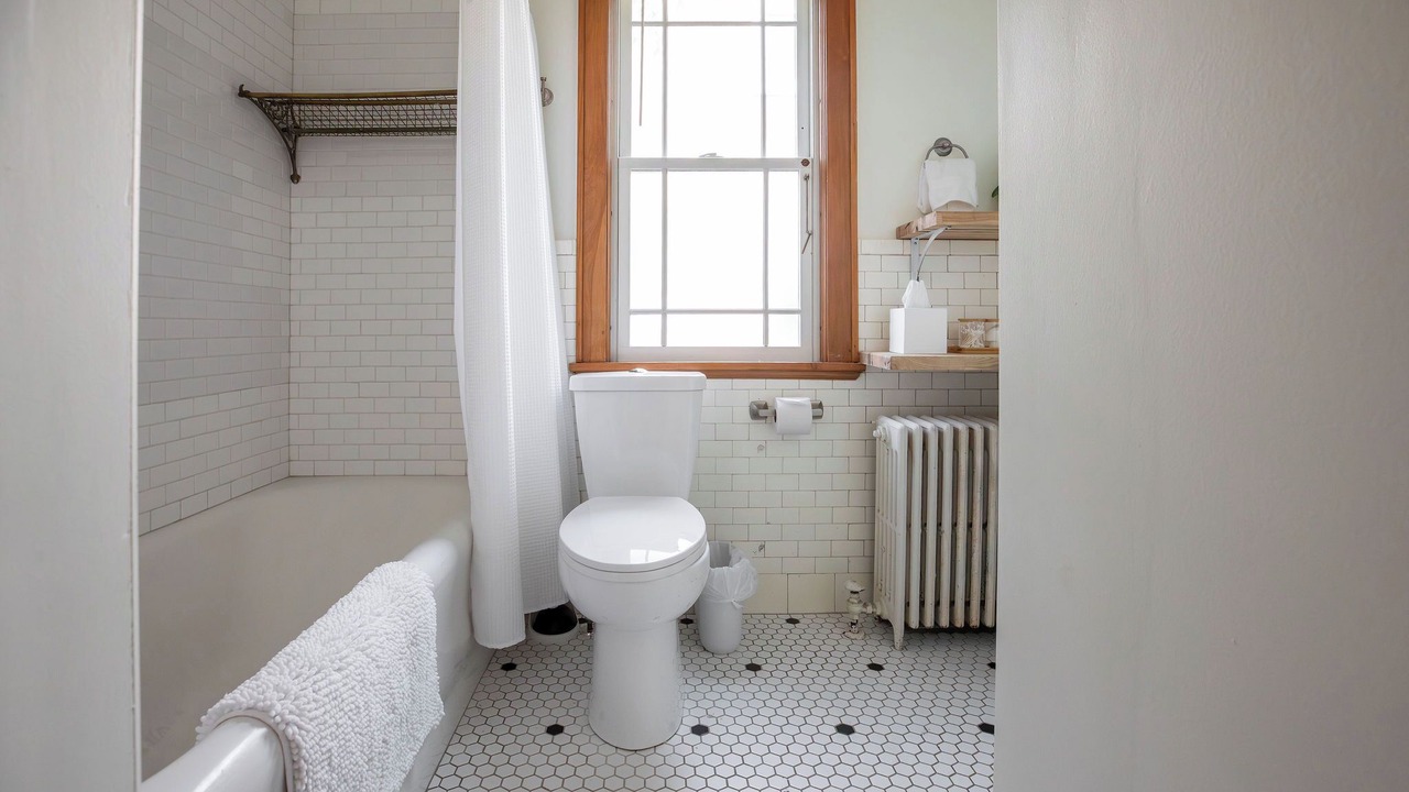 Photo of Bathroom in Whittier