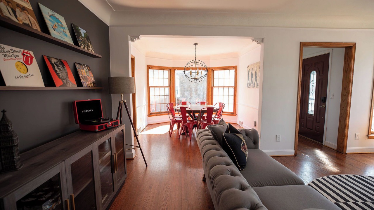 Photo of Livingroom in Robbinsdale
