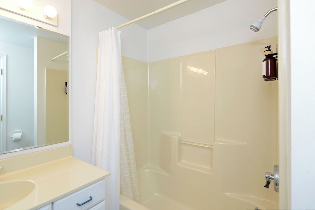 Photo of Bathroom in Richwood