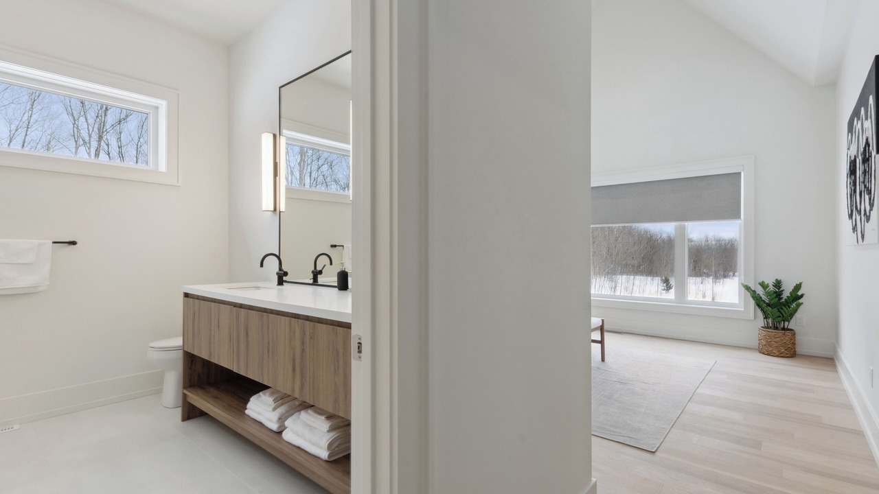 Photo of Bathroom in Georgian Bluffs