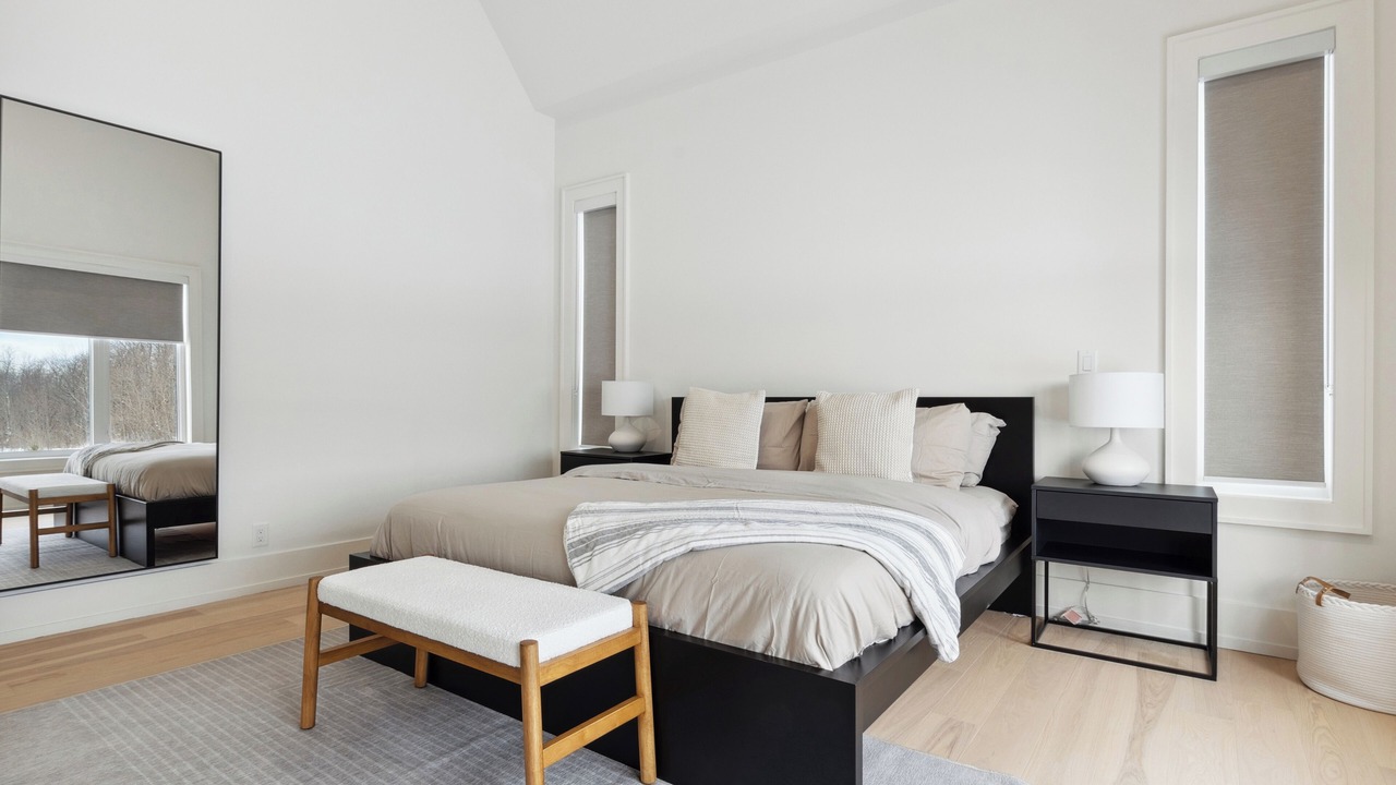 Photo of Bedroom in Georgian Bluffs