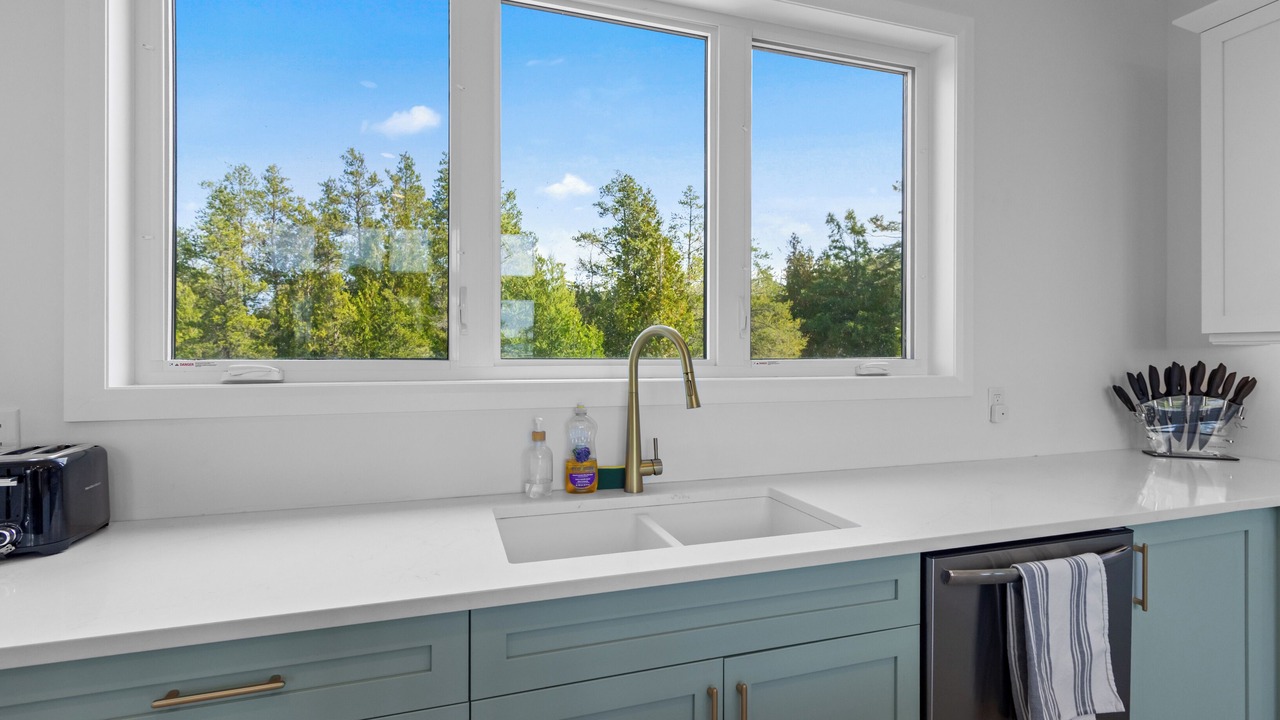 Photo of Kitchen in Northern Bruce Peninsula