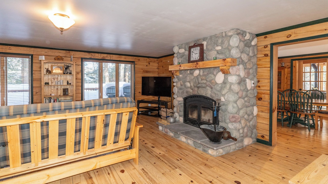 Photo of Others in Algonquin Highlands