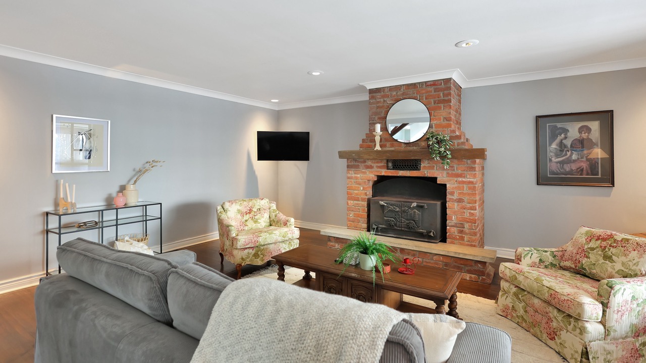 Photo of Livingroom in Caledonia