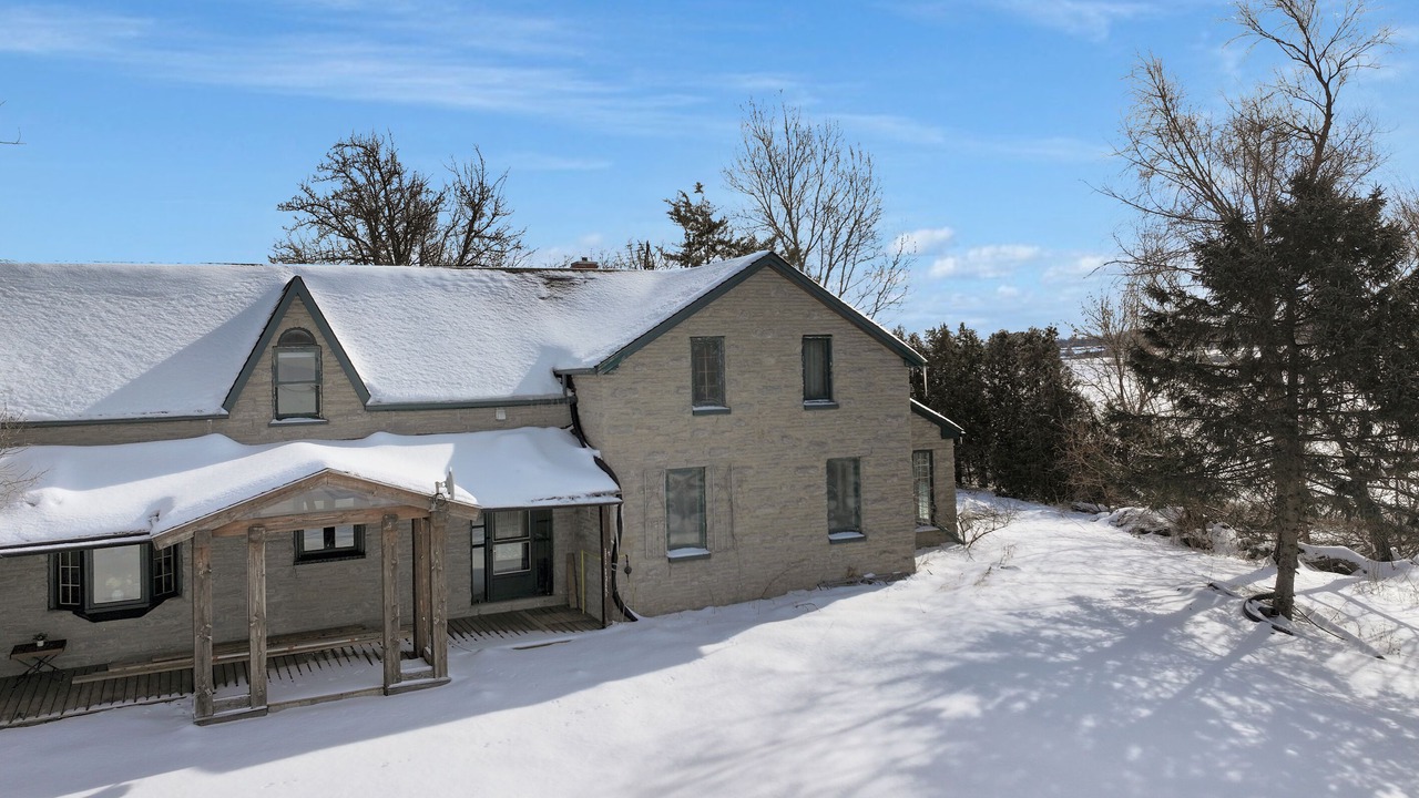 Photo of Outdoor in Caledonia