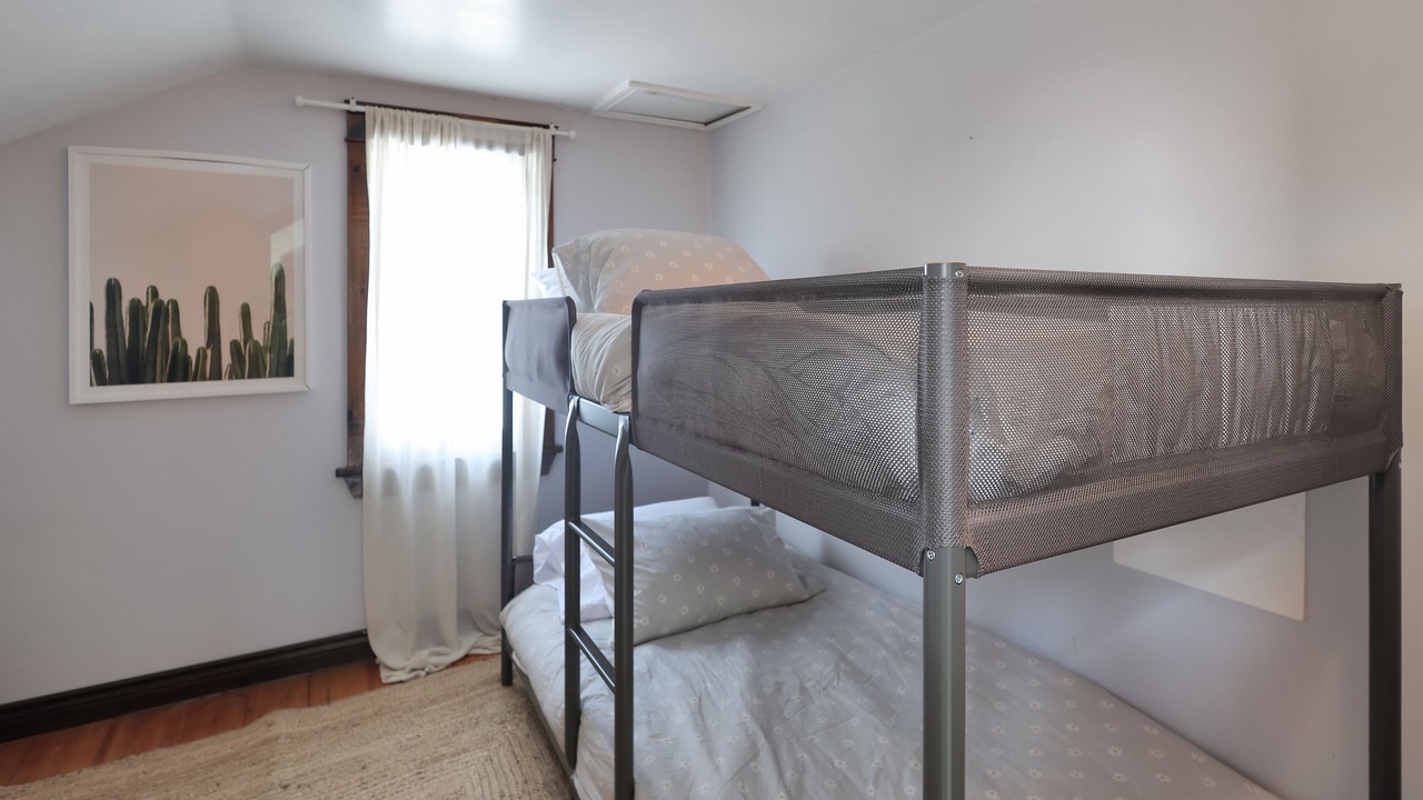 Photo of Bedroom in Caledonia