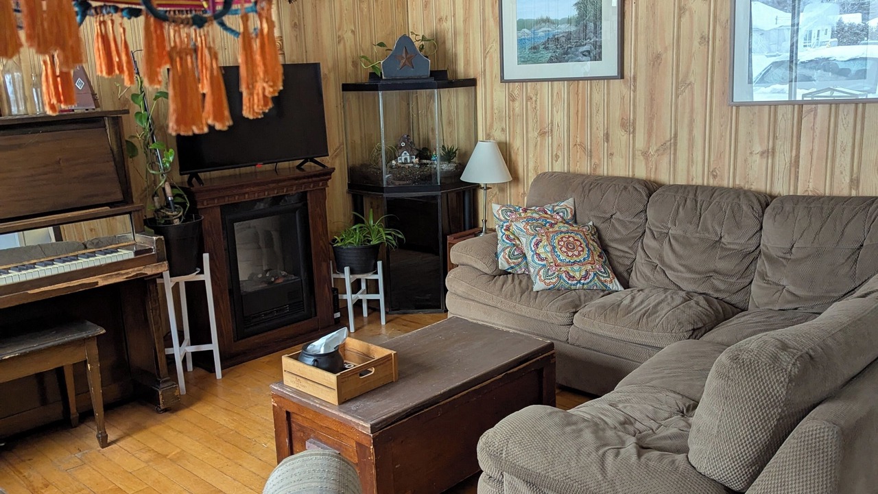 Photo of Livingroom in Algoma District