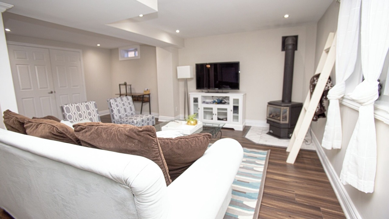 Photo of Livingroom in Orangeville