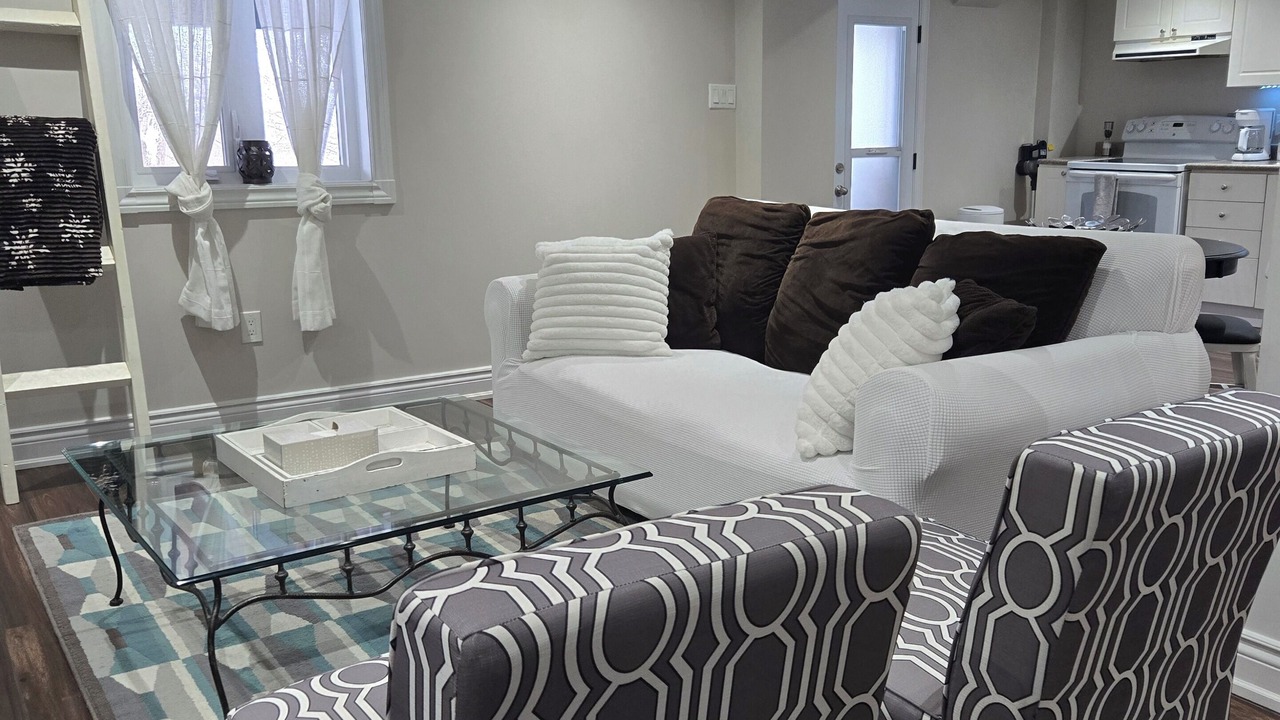 Photo of Livingroom in Orangeville