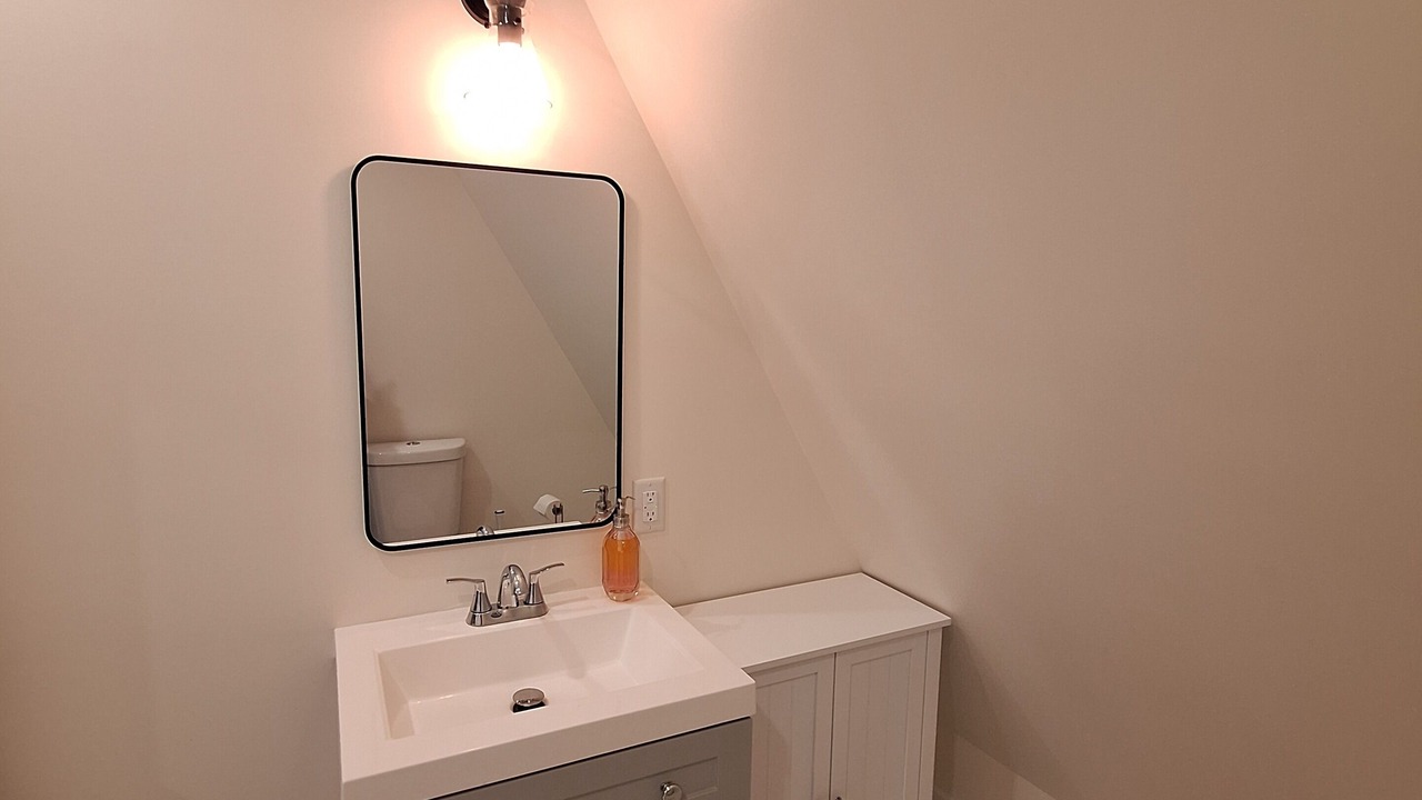 Photo of Bathroom in Chatsworth
