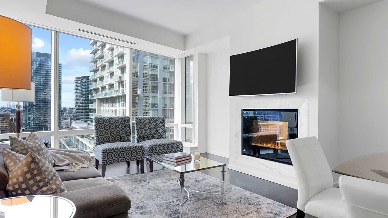 Photo of Livingroom in Financial District