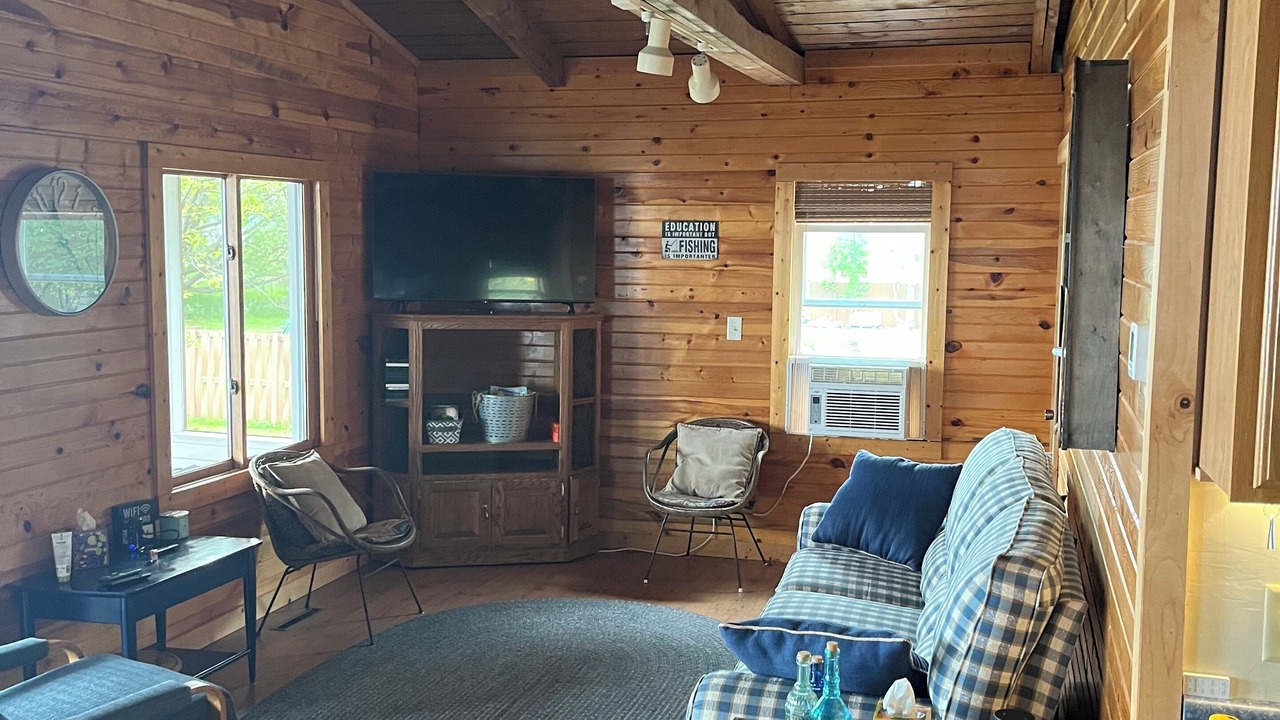 Photo of Livingroom in Sturgeon Lake
