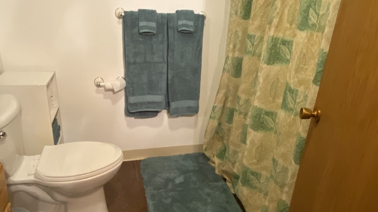Photo of Bathroom in Audubon