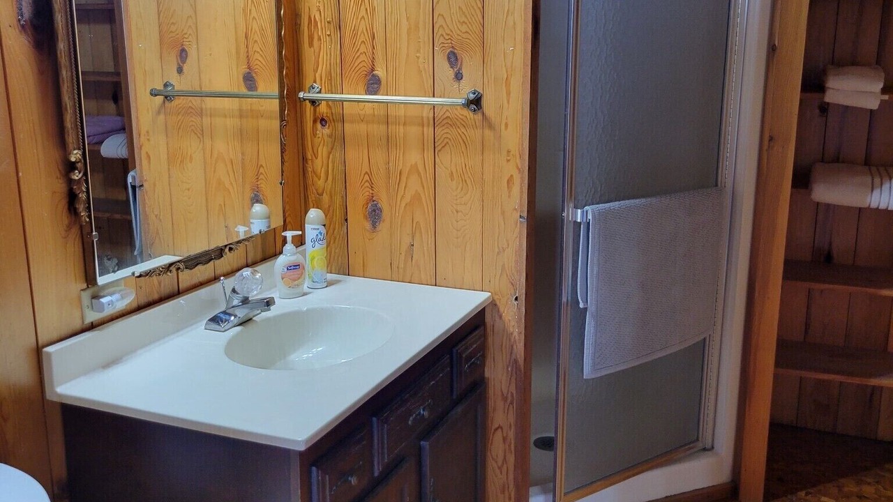 Photo of Bathroom in Tower
