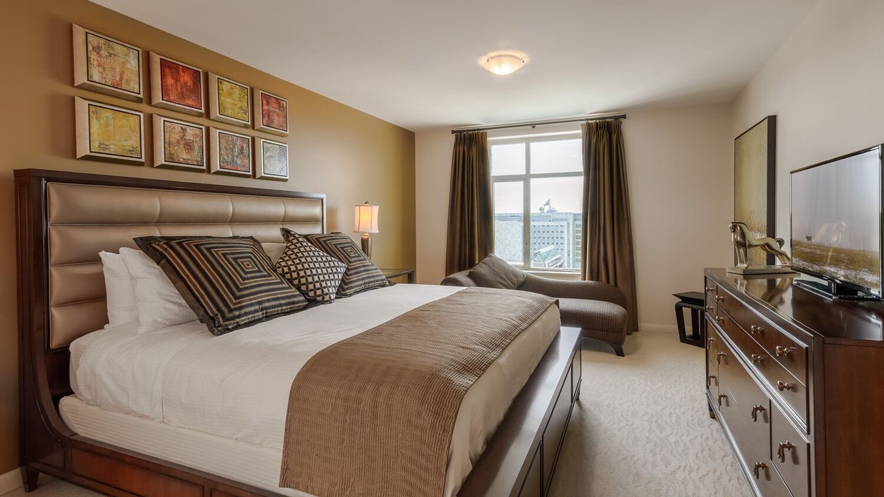 Photo of Bedroom in Downtown