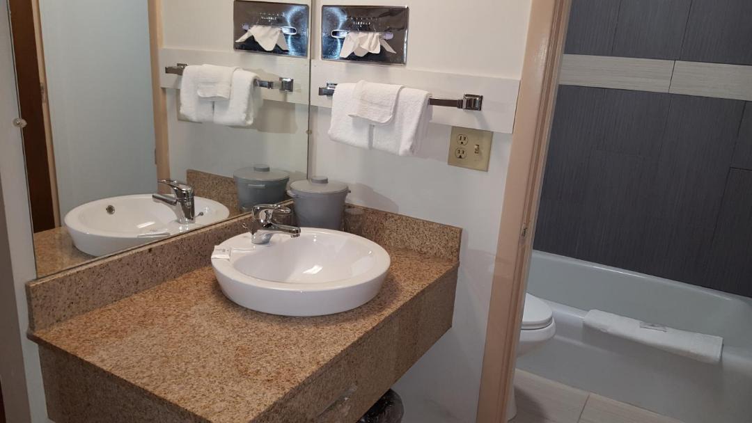 Photo of Bathroom in Marshall