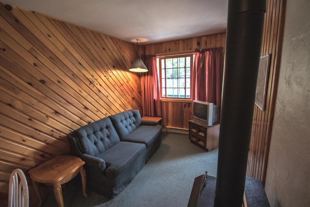 Photo of Livingroom in Bracebridge