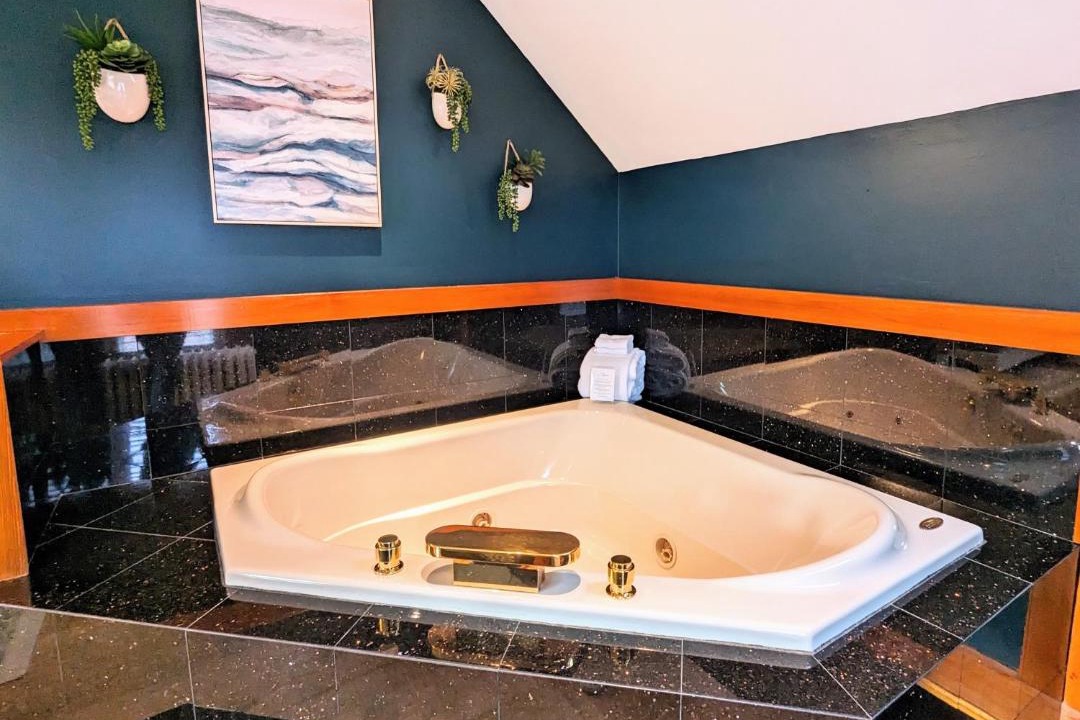Photo of Bathroom in Endion