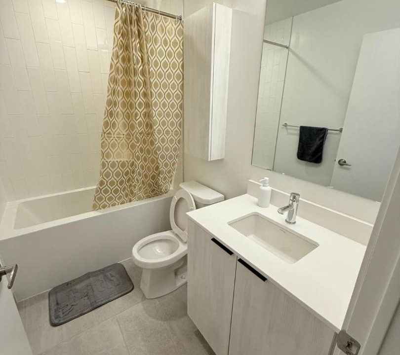 Photo of Bathroom in Central Erin Mills