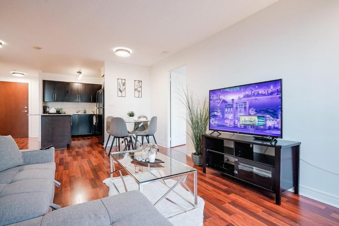 Photo of Livingroom in Downtown Mississauga