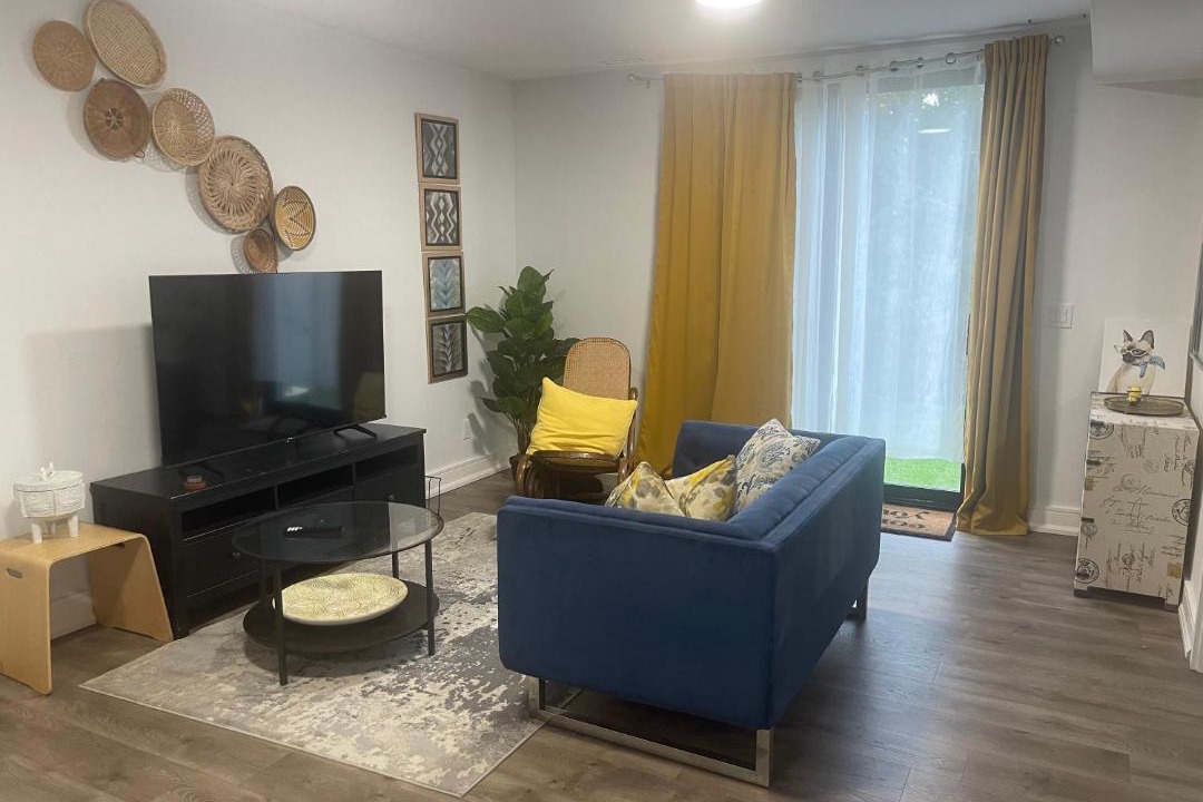 Photo of Livingroom in Durham Region