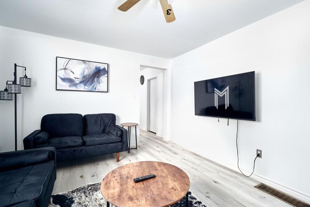 Photo of Livingroom in Windsor