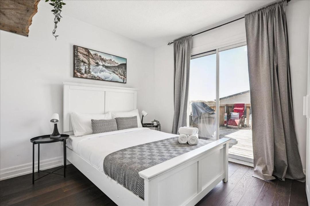 Photo of Bedroom in Northeast Mississauga