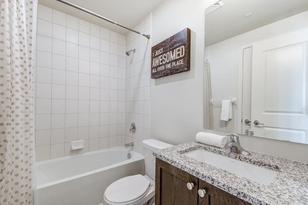 Photo of Bathroom in Humber Bay Shores
