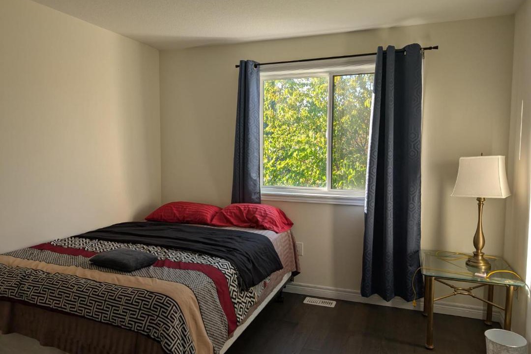Photo of Bedroom in Welland