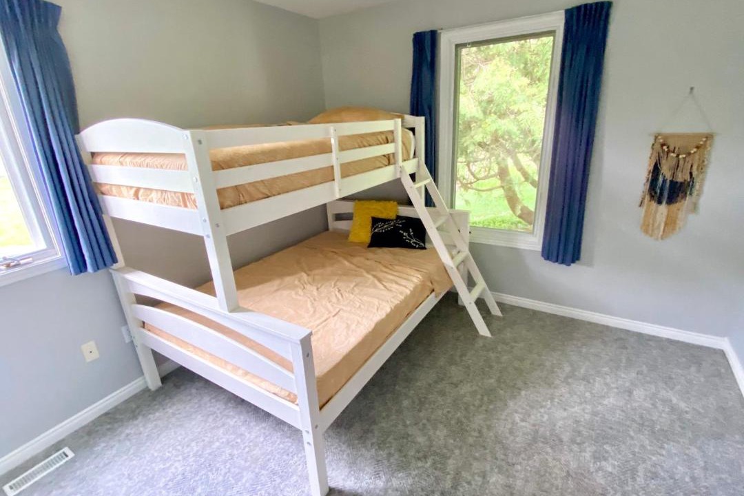 Photo of Bedroom in Lambton Shores