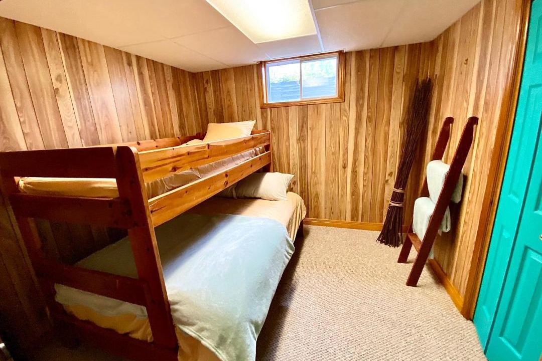 Photo of Bedroom in Lambton Shores