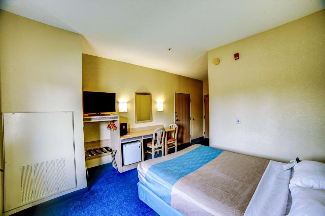 Photo of Bedroom in Huntsville
