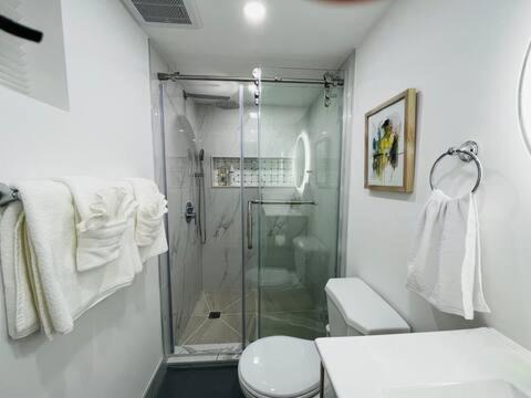 Photo of Bathroom in Dixie