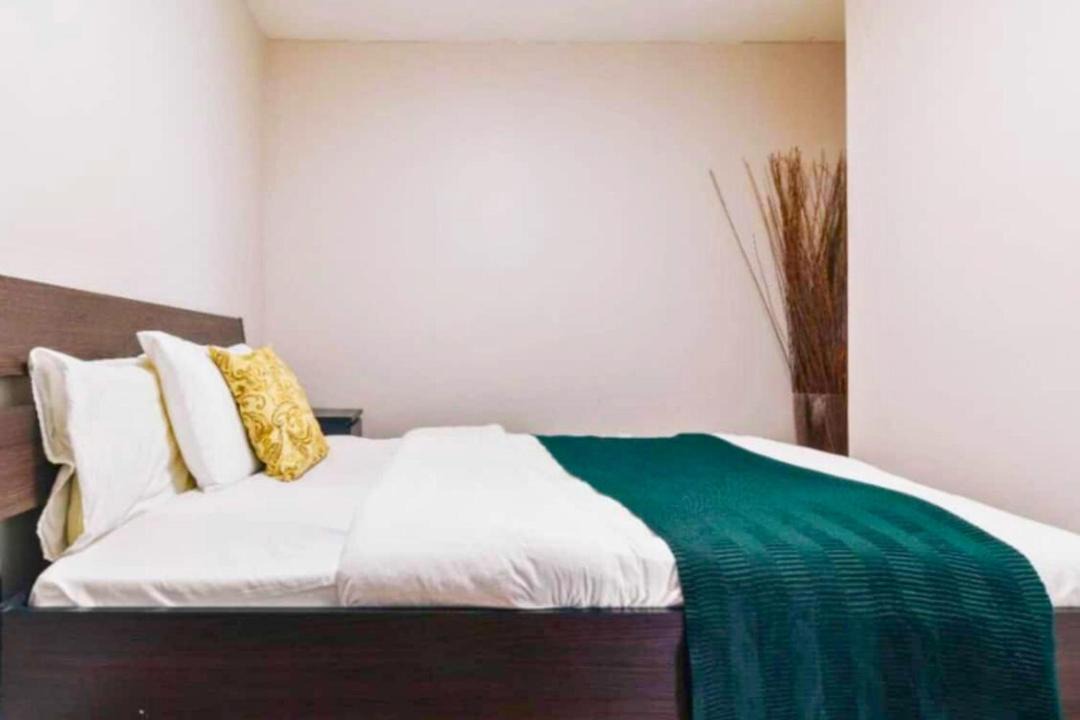 Photo of Bedroom in Churchill Meadows