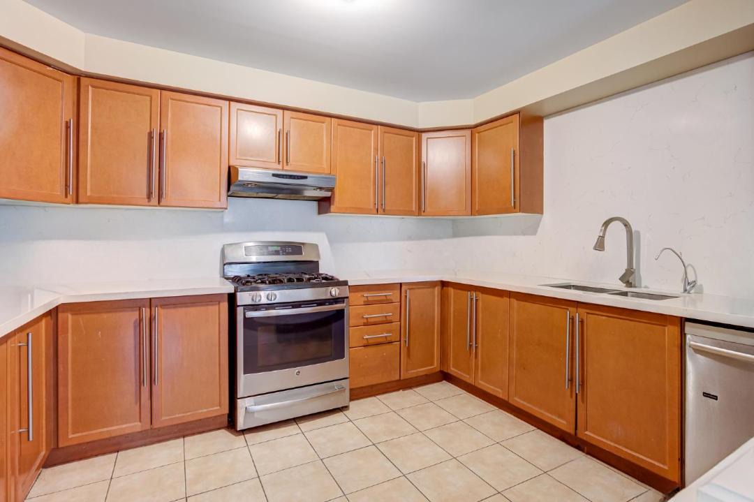 Photo of Kitchen in Churchill Meadows