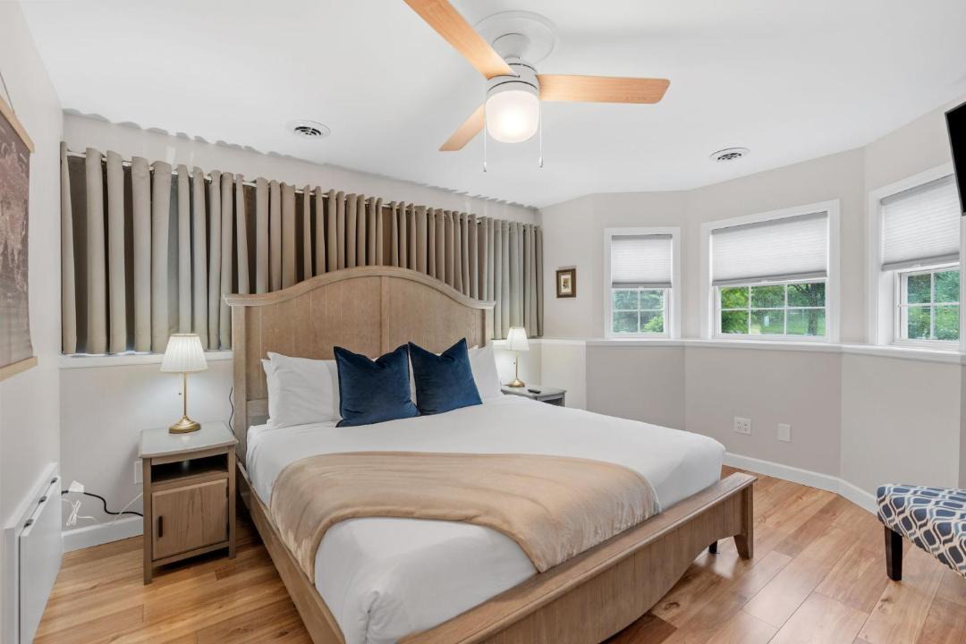 Photo of Bedroom in Saint Michael