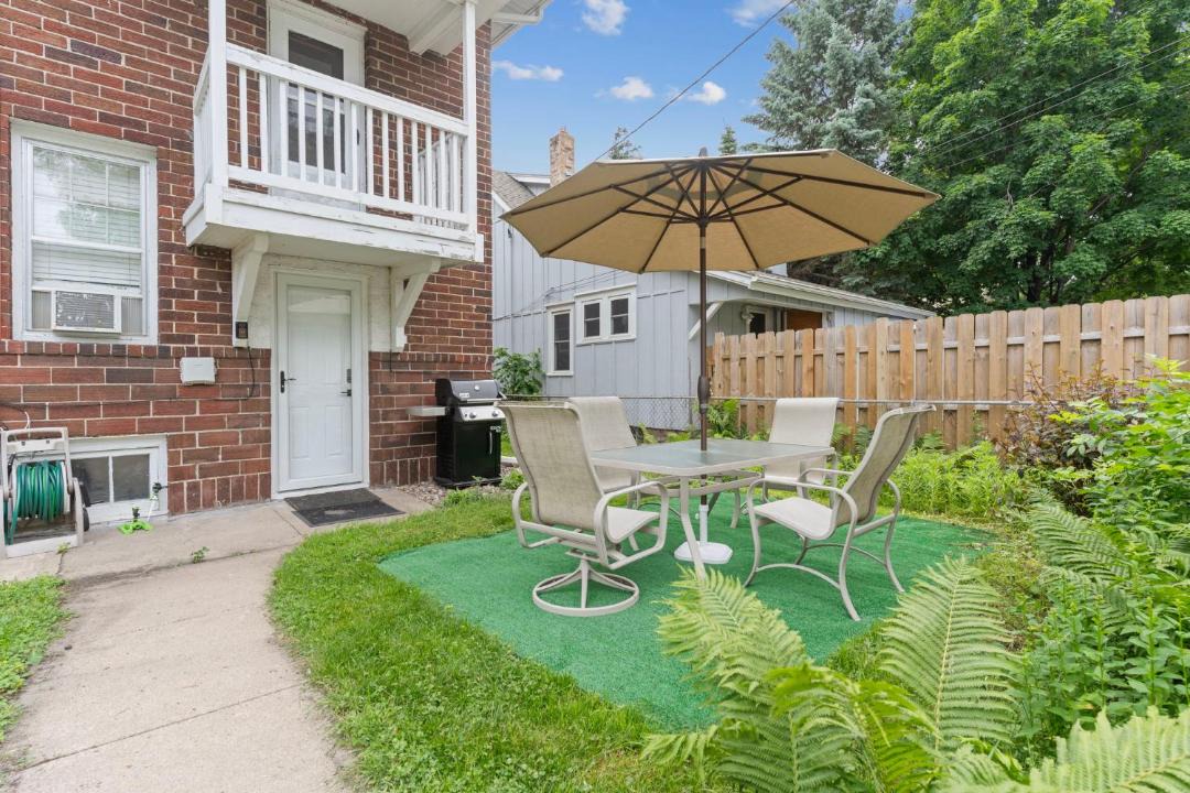 Photo of Patio Balcony in Ecco