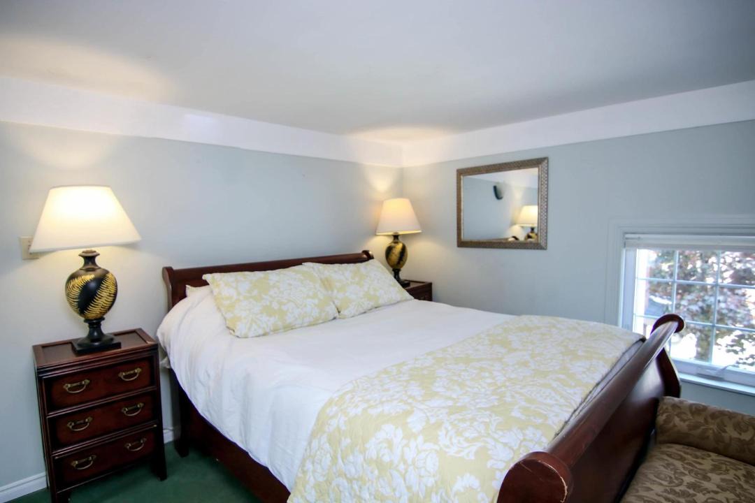 Photo of Bedroom in Bracebridge