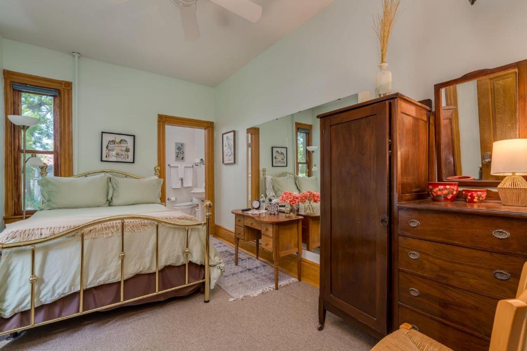 Photo of Bedroom in Mankato