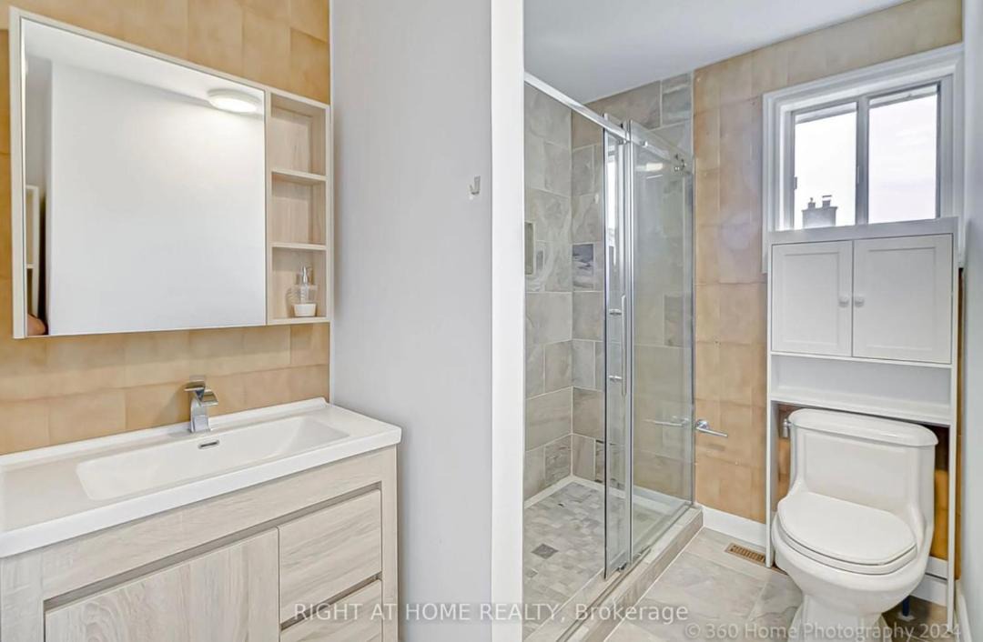 Photo of Bathroom in Lawrence Heights