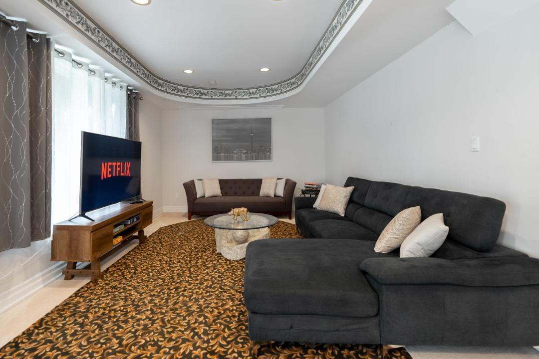 Photo of Livingroom in Richmond Hill