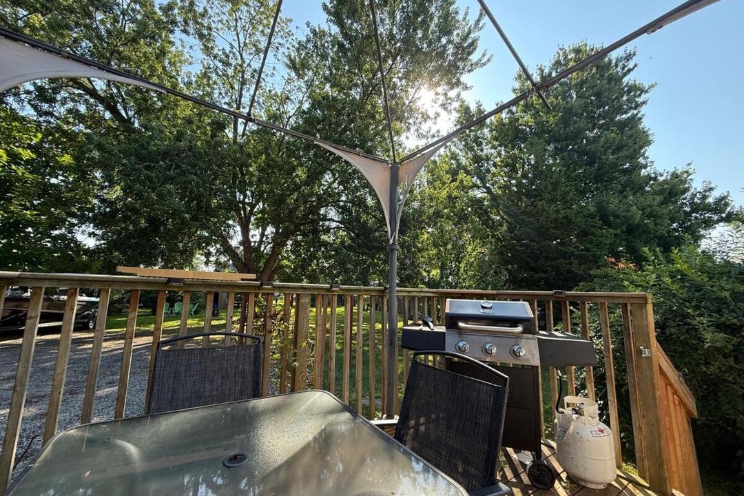 Photo of Patio Balcony in Chatham-Kent